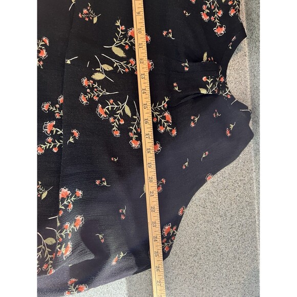 Free People Snap Out Of It Sleeveless Tree Swing Top Small Black Floral NEW - Picture 12 of 16